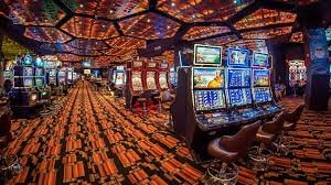 Koleksi permainan slot di juara slot termasuk Mahjong Ways, Gates of Olympus, Aviator, Sweet Bonanza, dan Fortune Tiger